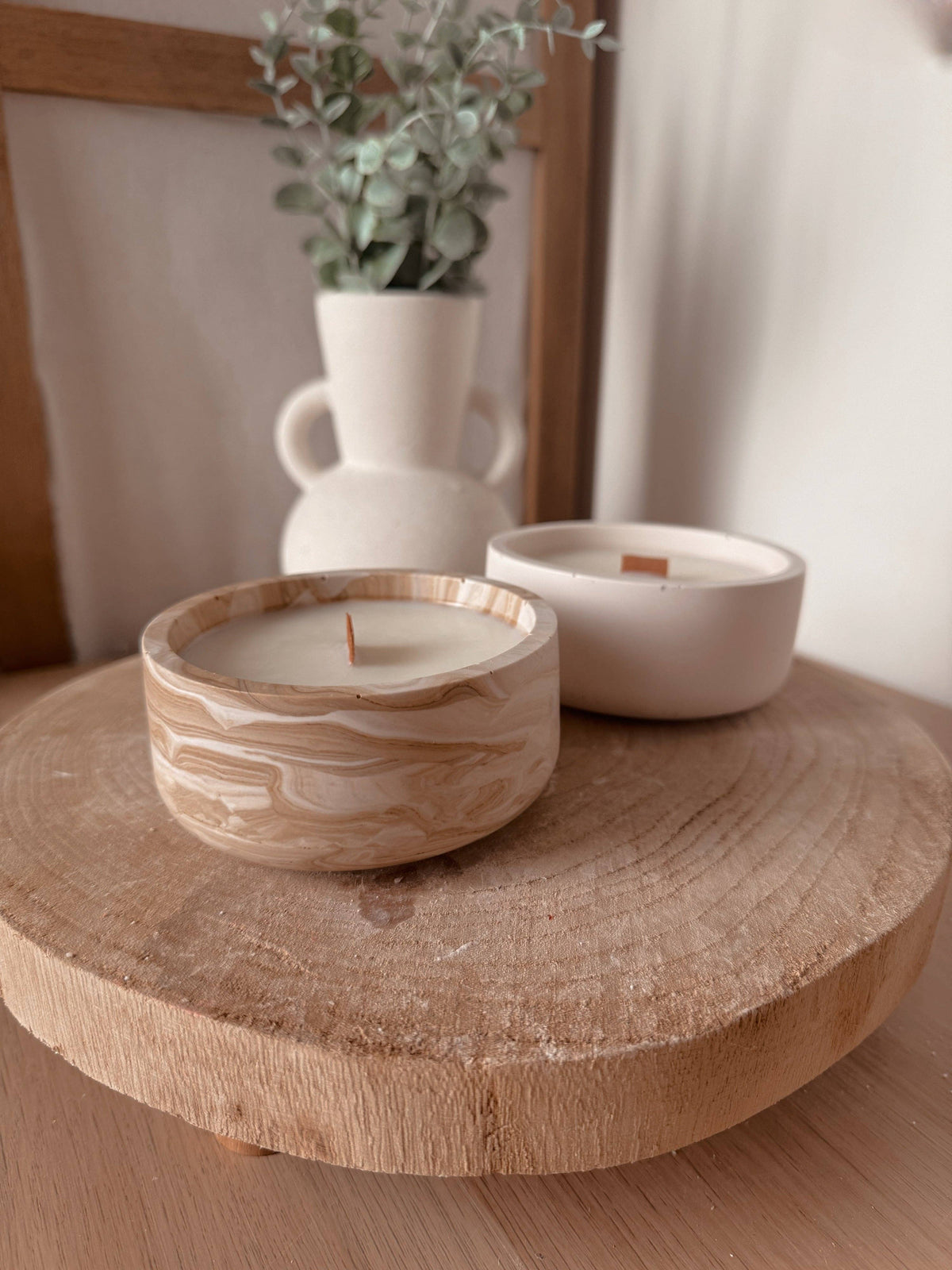 🕯️ Bougie artisanale en Jesmonite – Parfum de Grasse